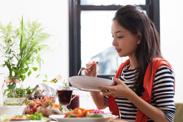 ★食べ物を食べて全く動かなかったら太るのが人間として自然な状態★　美容整体　ホワイトニング　ドームサウナ　美容矯正専門店　Wemias(ウェミアス)