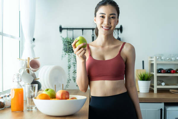 ★健康に太るために必要なこと★　【矢場町で肩こり・脚のむくみ・姿勢矯正ならウェミアス!　20時以降施術OK】