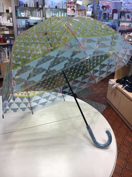 雨の日のお供に♬かわいい傘揃ってます